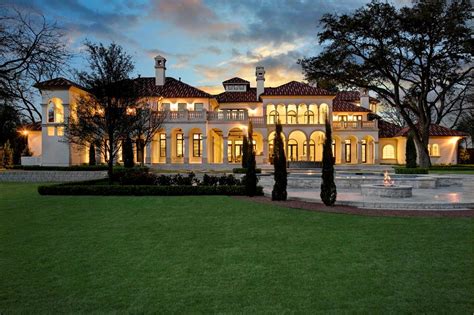 how rich is dr phil|Celebrity Psychologist Dr. Phil McGraw Snaps up Preston Hollow Estate.